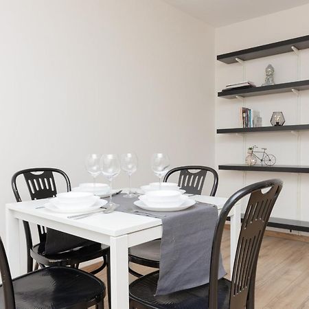 Old Town Spacious Apartment Bonifraterska By Renters Varşova Dış mekan fotoğraf